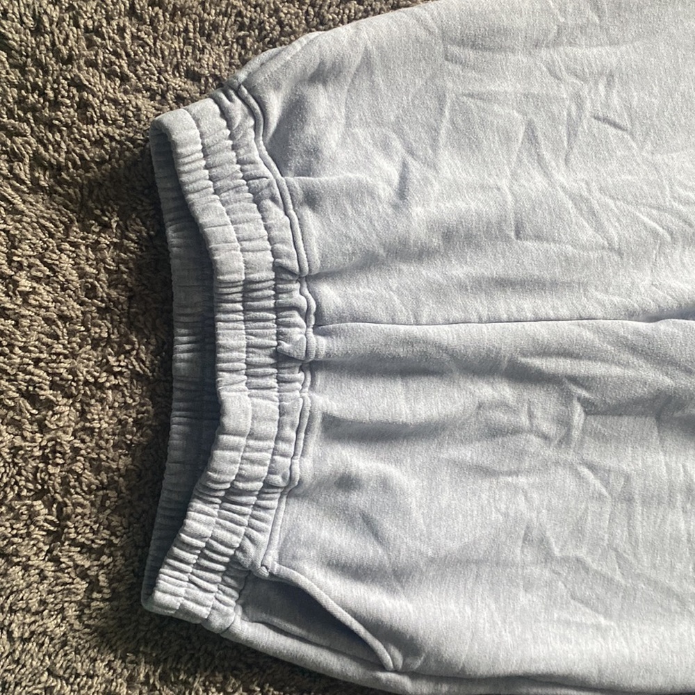 Gray Sweatpants Euc - image 4